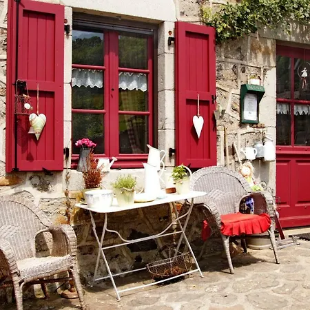 Farm stay Chez Marraine Sauvat